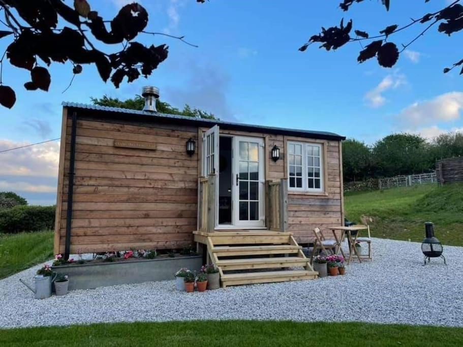 Elvan Farm Shepherd'S Hut Villa เอ็กซิเตอร์ ภายนอก รูปภาพ